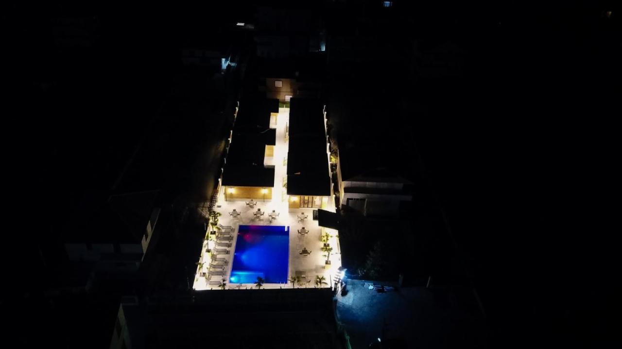 Bujtina Siar Hotel Pogradec Exterior photo