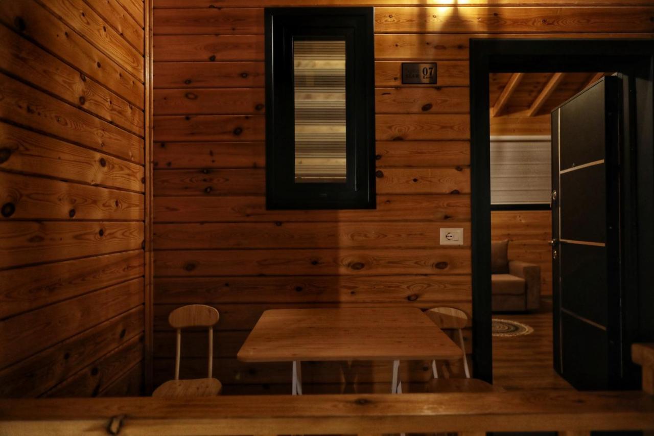 Bujtina Siar Hotel Pogradec Exterior photo